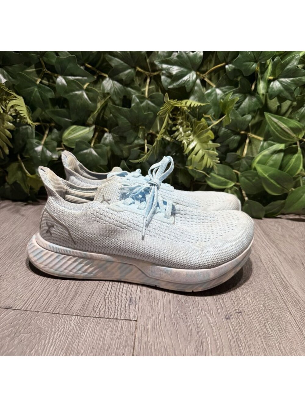 Flux Footwear Adapt Runner Womens Size 7.5 Athletic Knit Shoes Sneakers Blue